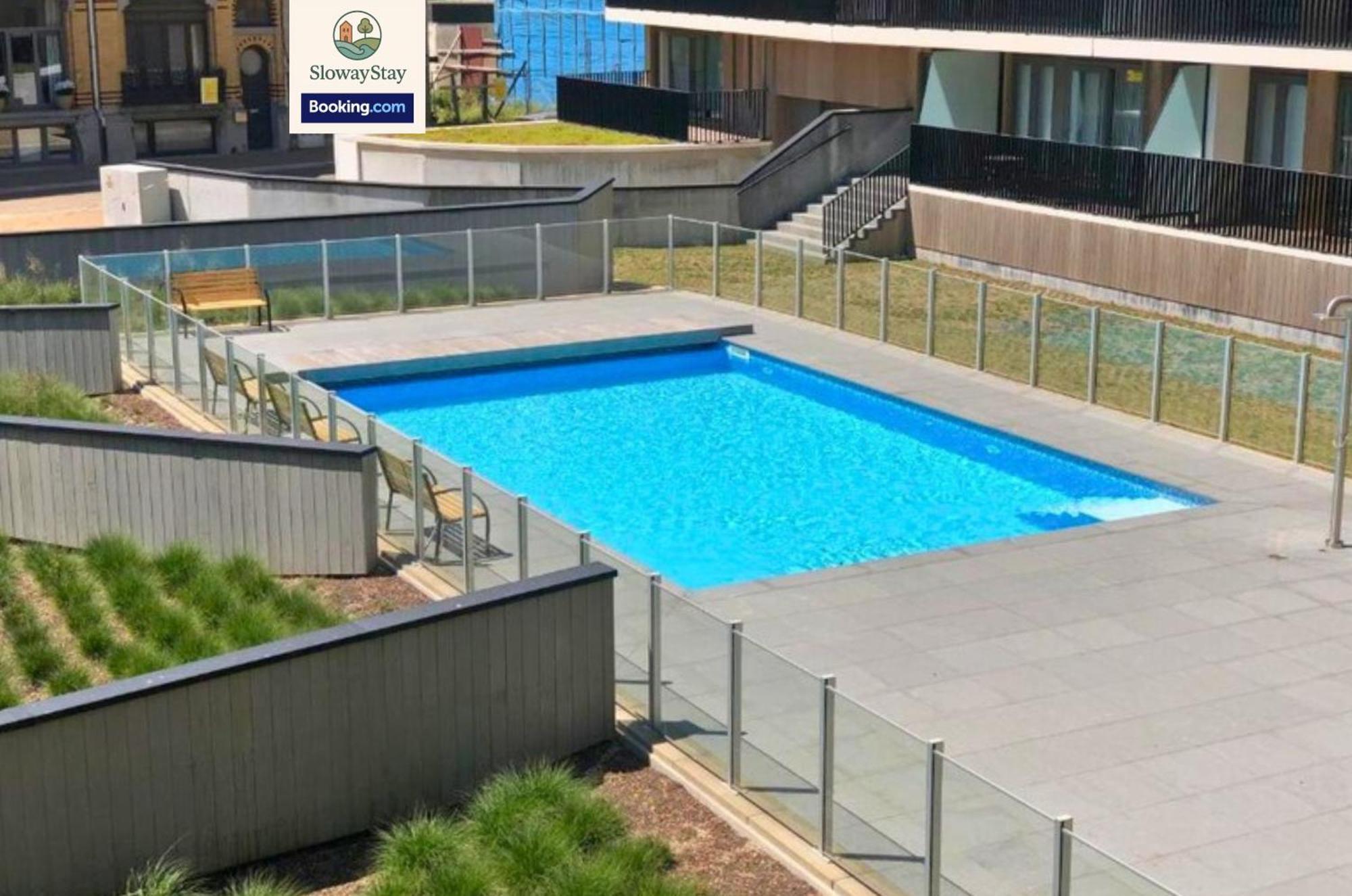 Elegant One Bedroom Apartment With Sea Views & Pool By Slowaystay Serviced Accommodation & Short Lets Oostende Dış mekan fotoğraf